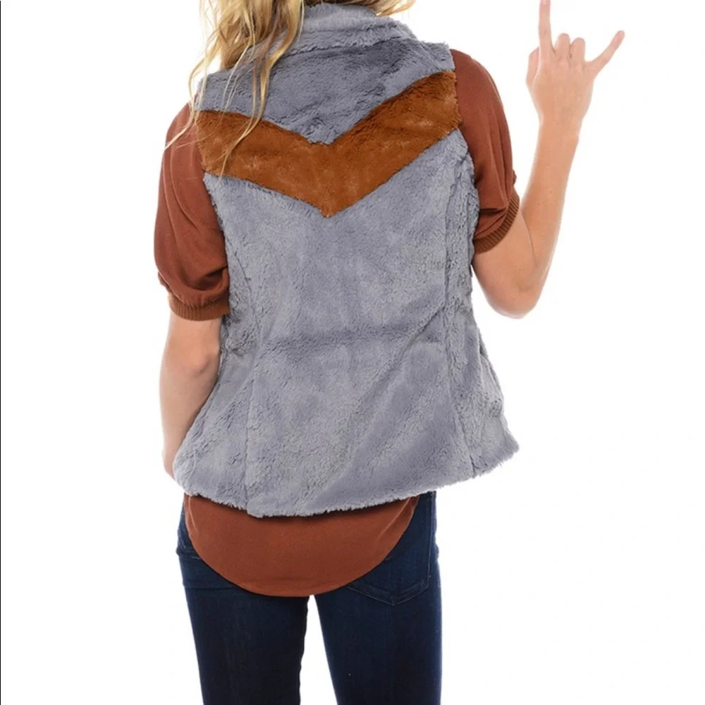Patagonia gray & rust fuzzy pelage vest